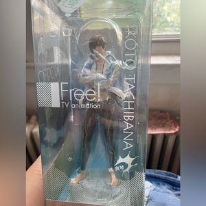 Haruka Nanase & Makoto Tachibana Figures